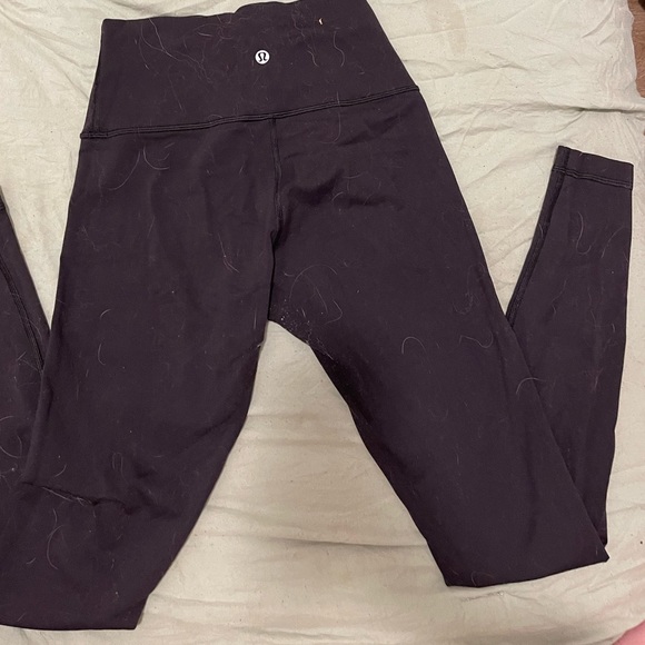 Black lululemon leggings size 2/4 (can’t remember which) - Picture 2 of 4